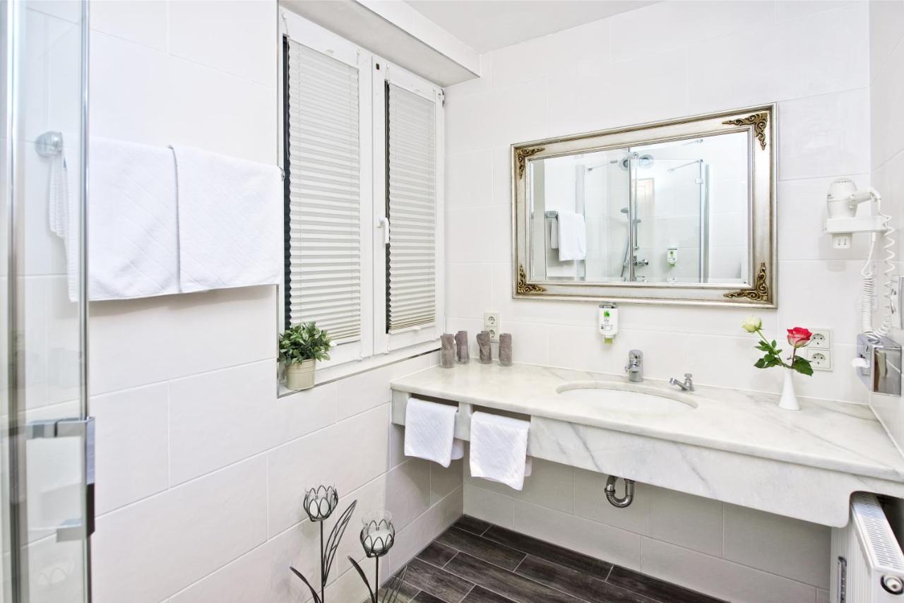 Park Hotel Laim Serviced Apartments Munchen Bagian luar foto